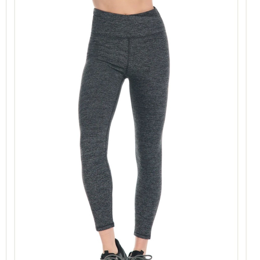 Kyodan SEAMLESS ZIG ZAG JACQUARD‎ OVERLAPWARM LEGGING Size Medium